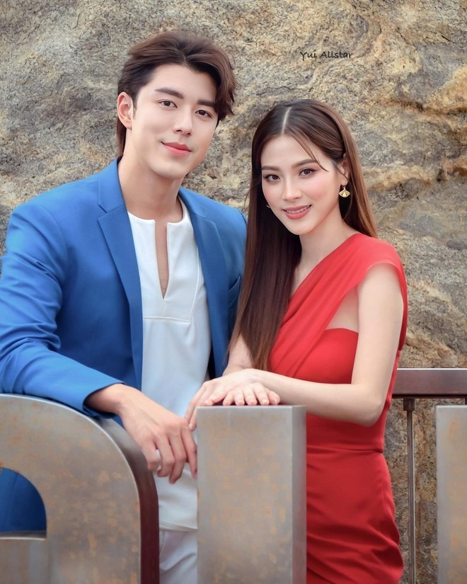 Cư dân mạng đang gọi câu chuyện của Nine - Baifern và mẹ Pimpaka Siangsomboon là drama 