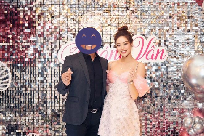 Khánh Vân và bạn trai luôn sánh đôi, cùng nhau xuất hiện trong nhiều hoạt động giải trí, cuộc sống đời thường