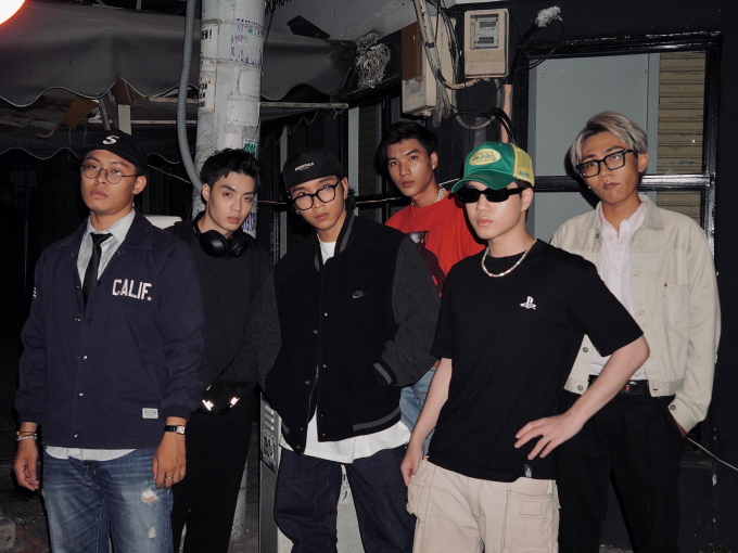 Negav là thành viên của tổ đội GERDNANG