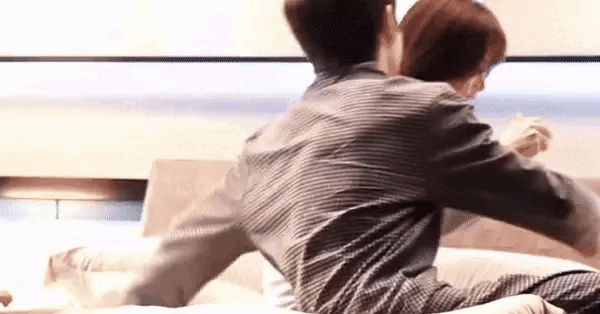 Phản ứng hóa học giữa Đàm Tùng Vận và Hứa Khải nhận nhiều lời khen.