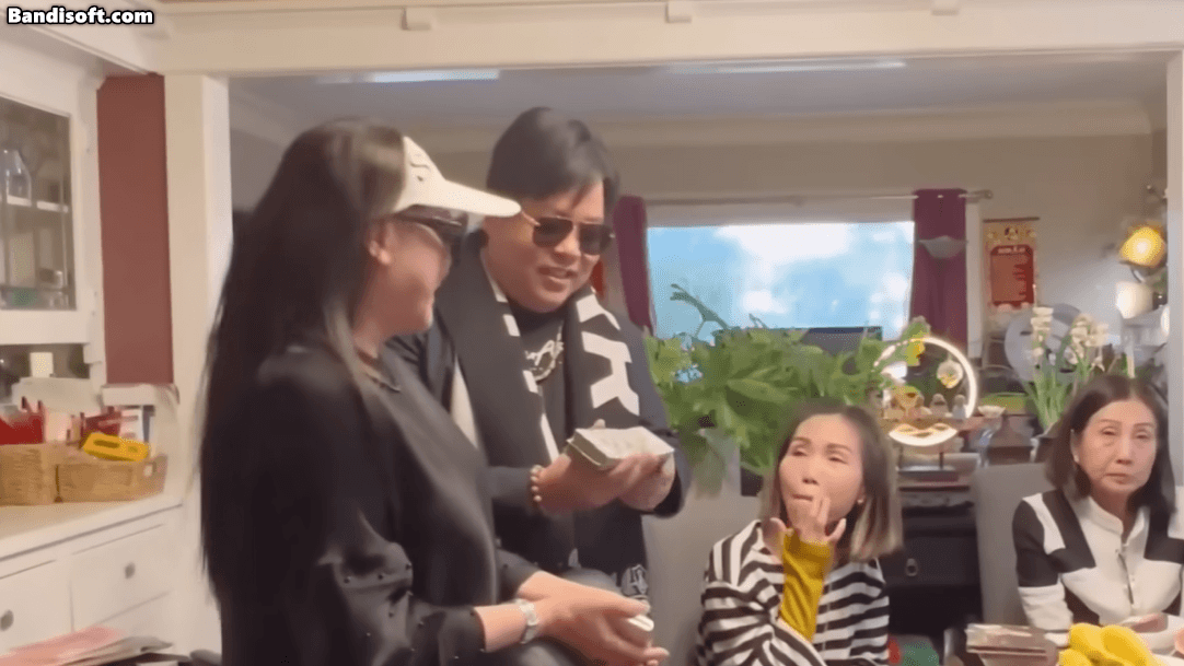 Quang Lê chia cát-xê cho Như Quỳnh, lộ luôn cát-xê của Sơn Tùng.