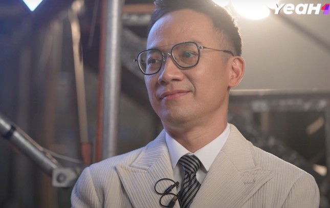 Tiến Đạt vừa tái xuất showbiz trong chương trình Anh Trai Vượt Ngàn Chông Gai