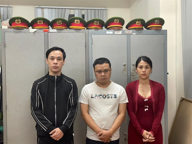Lần lượt Huỳnh Thanh Thuận, Phạm Đỗ Nhật Duy và Lê Thị Thu Thảo thời điểm bị bắt