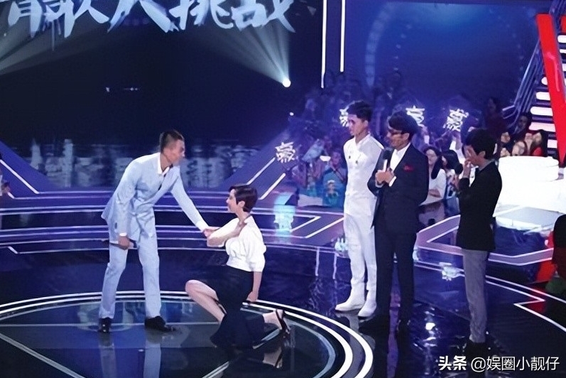 Hải Thanh quỳ gối vì quá yêu thích Âu Hào khiến nam diễn viên sợ hãi