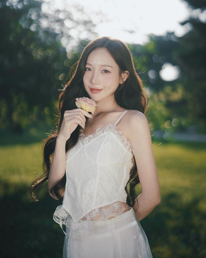 Nhan sắc xứng đáng được viral hơn nữa!