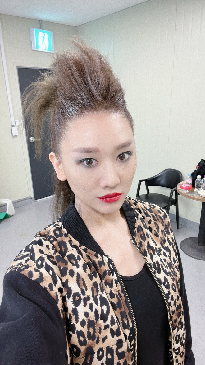 Những hình ảnh gây hoang mang của Hari Won