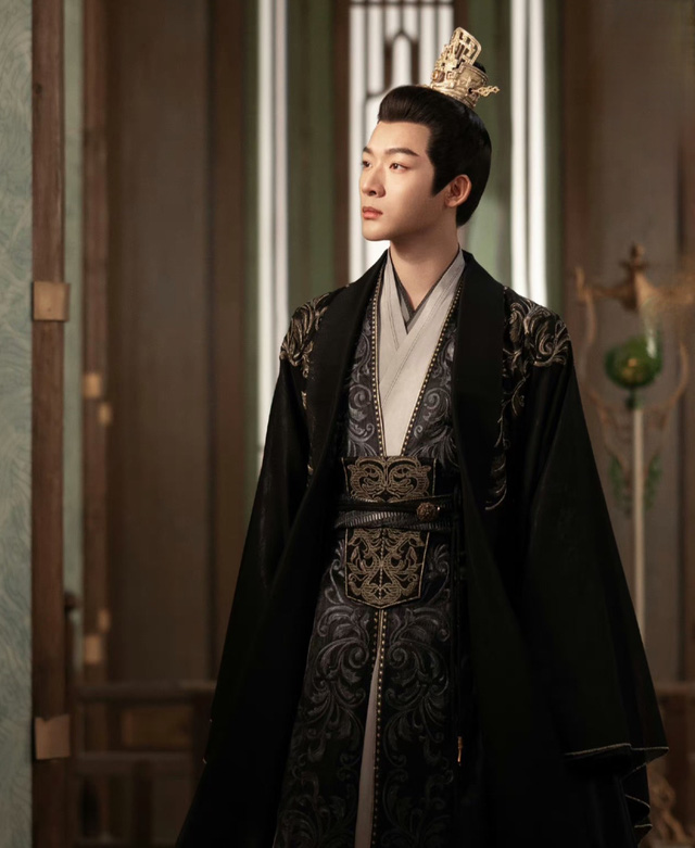 Nhận vai nam chính, cát-xê của Trương Vãn Ý không quá ấn tượng.