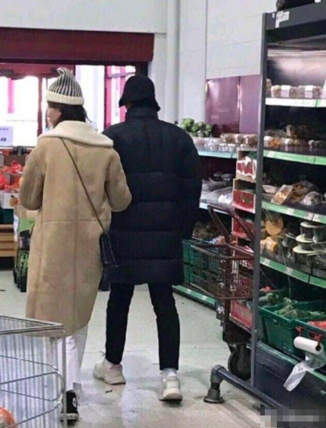 Dương Dương và Kiều Hân bị khui hẹn hò ở London (Anh) vào năm 2018