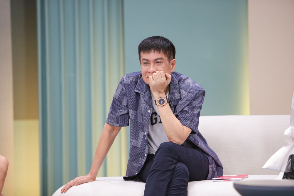 Đạo diễn Lê Hoàng và các nữ bình luận viên nữ đều tỏ ra không thích cuộc hẹn hò của Michael Trương và Yuna Vũ. Thậm chí mọi người còn đánh giá cả hai không hề đẹp đôi