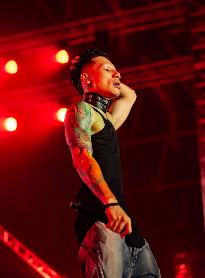 MCK tiếp tục tạo ra luồng tranh luận mới trên các diễn đàn