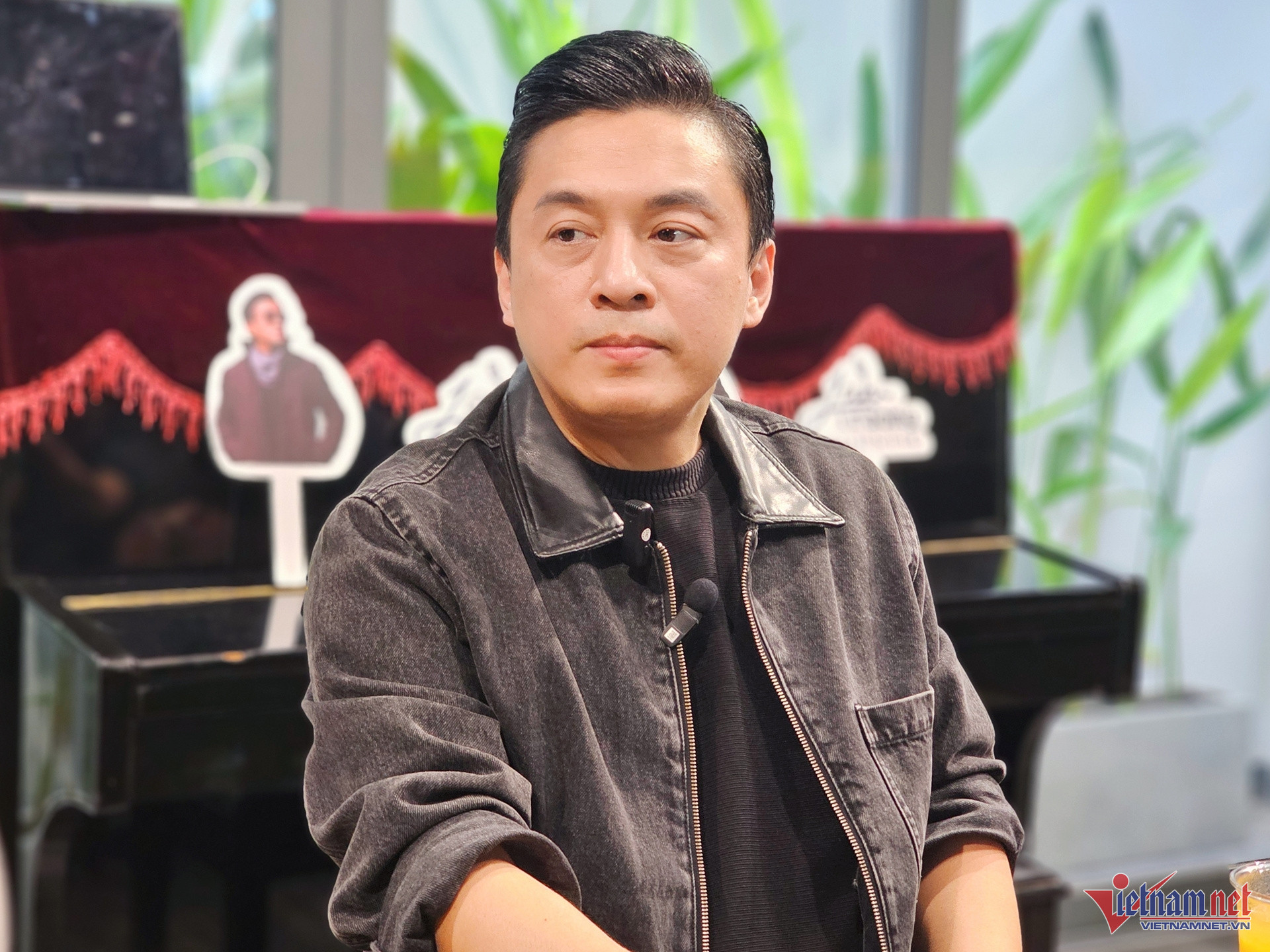 Lam Trường tại buổi gặp báo chí. 