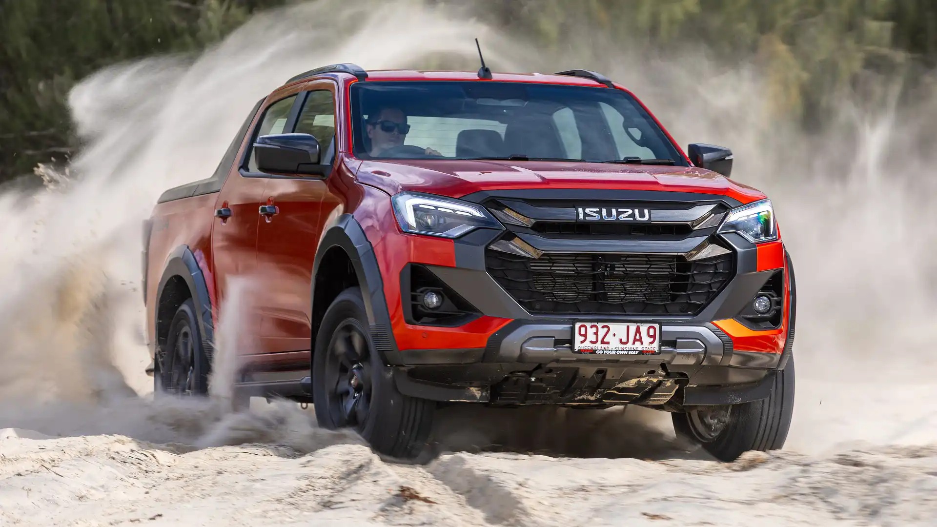 Isuzu D-Max đã và đang là hiện tượng doanh số tại một số nước Đông Nam Á và Úc sau khi thế hệ mới được đón nhận cực tốt. Ảnh: Drive