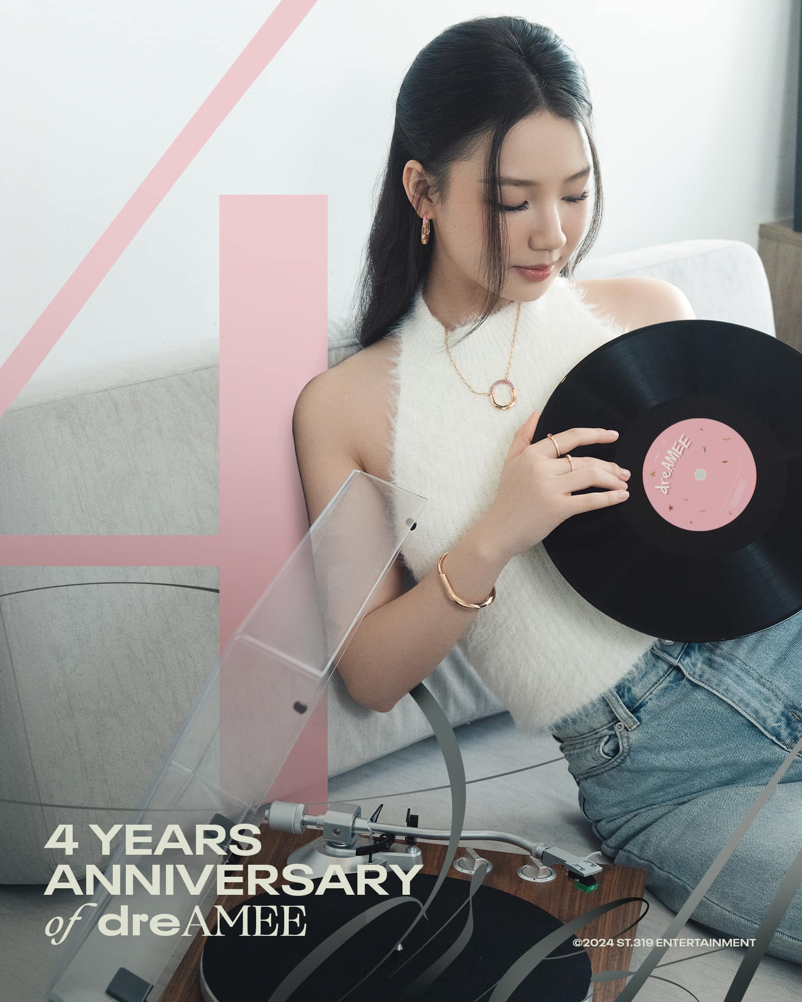 AMEE vừa kỷ niệm 4 năm ra mắt album đầu tay