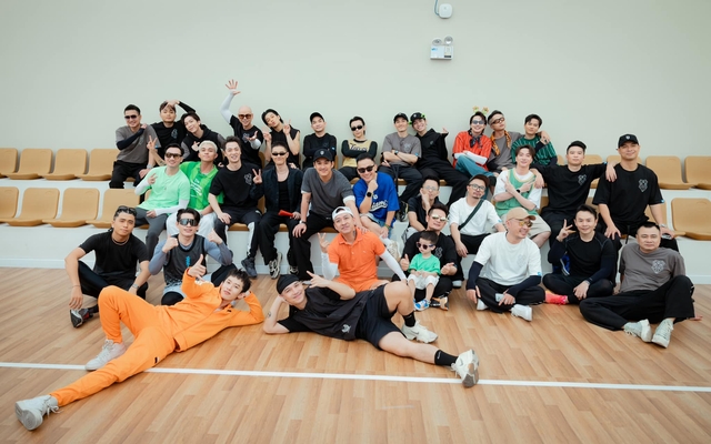 33 anh tài đã xem nhau như 1 gia đình