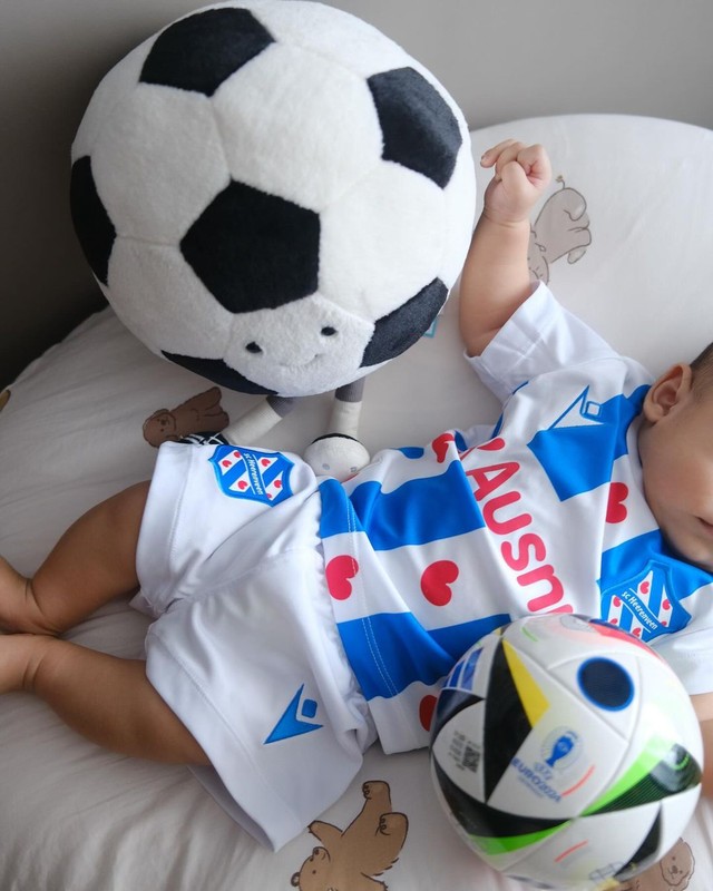 Bé Lúa tên thật là Đoàn Minh Đăng. Được biết biệt danh 