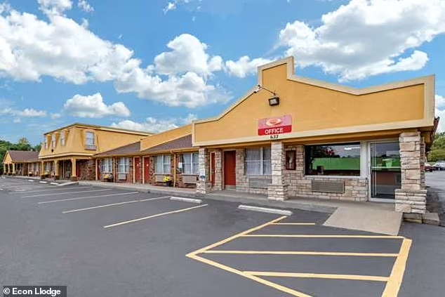 Khách sạn Econo Lodge ở Erlanger, Kentucky. Ảnh: Daily Mail