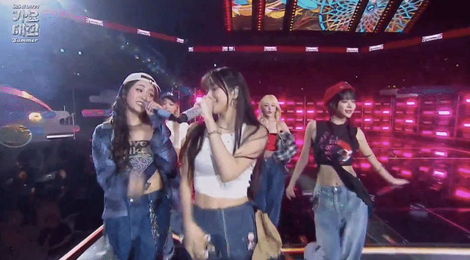 LE SSERAFIM tạo nhiều ý kiến trái chiều xoay quanh sân khấu mới nhất