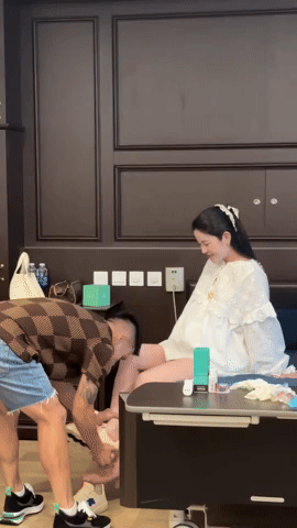 Chu Thanh Huyền được mẹ chồng và chồng chăm sóc, cưng chiều