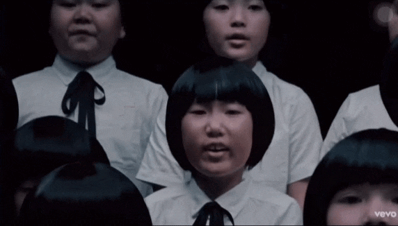 Bị tố đạo nhái một phân cảnh trong MV FE!N của Travis Cott