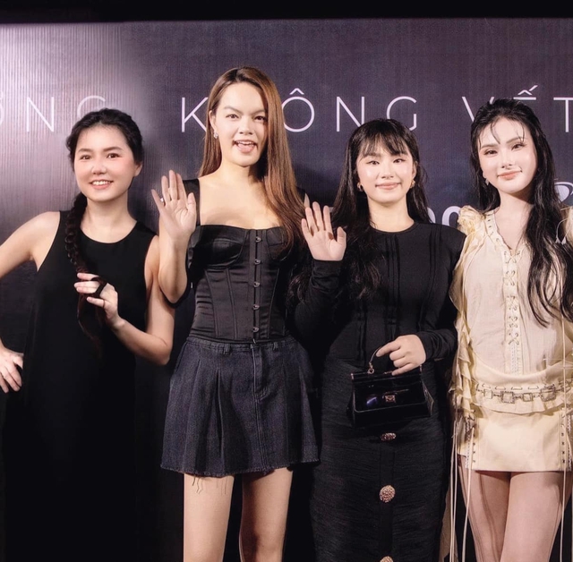 4 thành viên H.A.T...