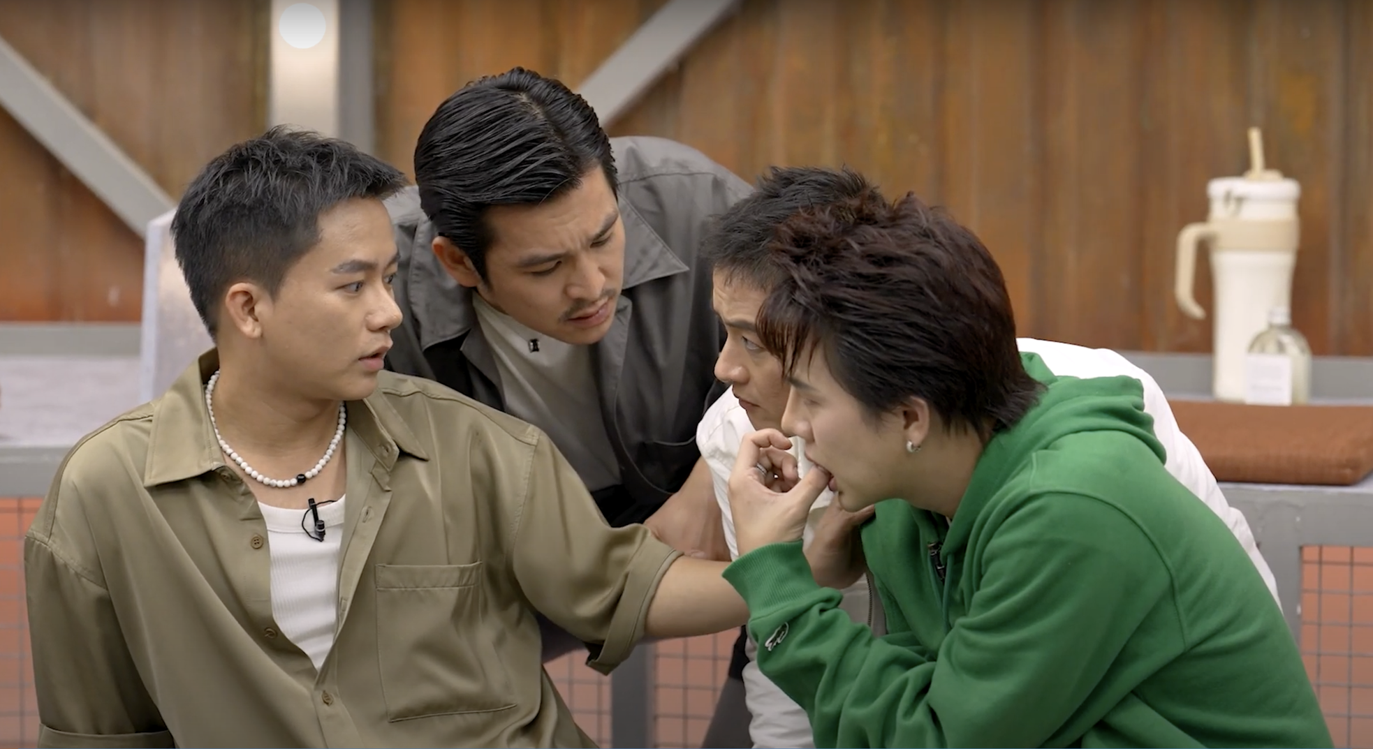 Khán giả khen NSND Tự Long có màn tư vấn 