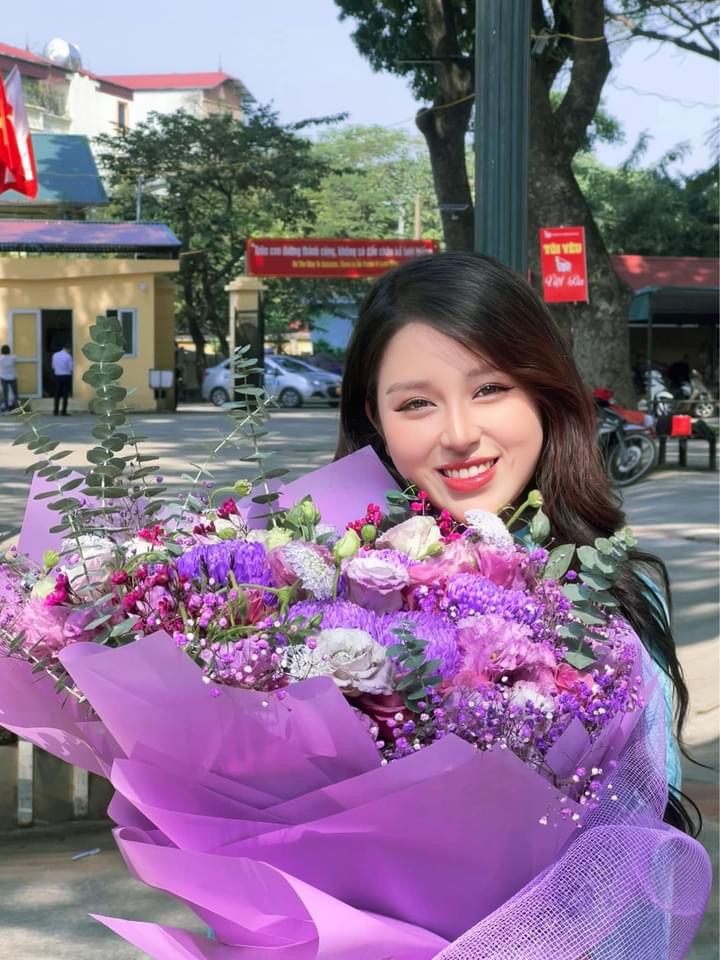 Nhan sắc của cô Nga sau 3 năm không có nhiều sự thay đổi.