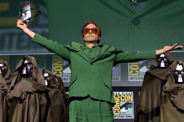 Robert Downey Jr. xác nhận trở lại Vũ trụ Điện ảnh Marvel với vai Doctor Doom.