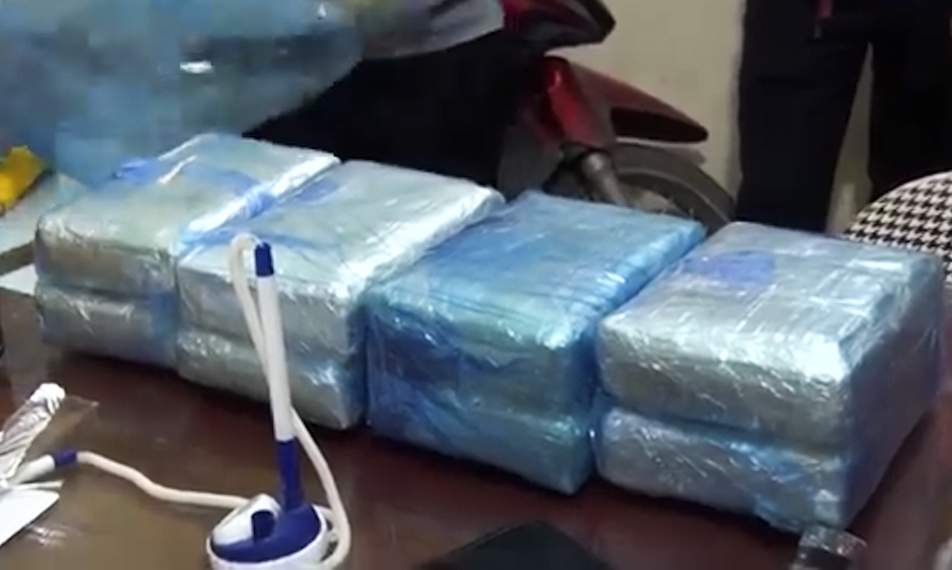 Tang vật vụ án. Ảnh: CACC