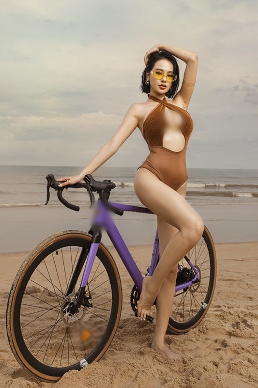 Trần Thị Thùy Trâm (trong ảnh) và Nguyễn Thị Yến Nhi đều góp mặt trong Top 5 Người đẹp thời trang.