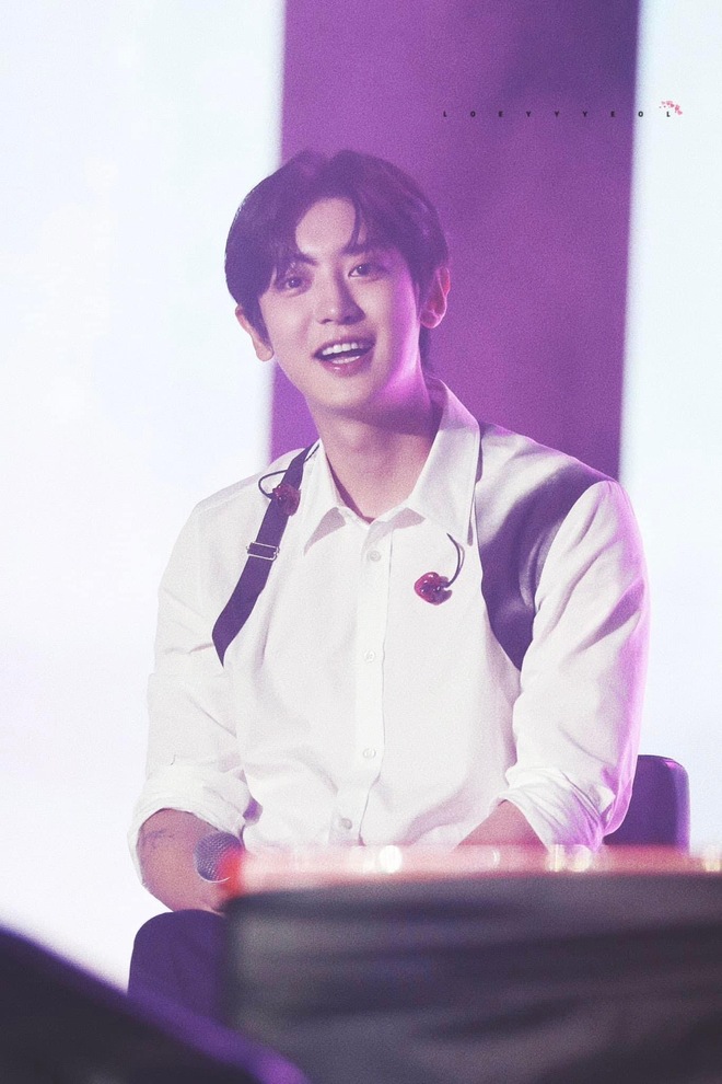 Nam idol tại một sự kiện ở Việt Nam vào tháng 10 năm ngoái