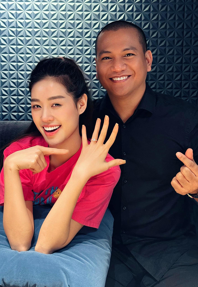 Hoa hậu Khánh Vân bên chồng sắp cưới - nhiếp ảnh gia Nguyễn Long. 