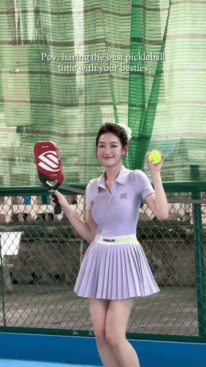 Cô nàng khiến nhiều người mê mệt vì vẻ đẹp trong veo, cuốn hút