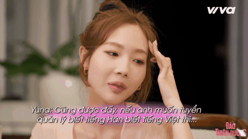 Cả hai tranh cãi khá nhiều, Mạnh Kiên liên tục chen ngang nói chuyện và hỏi những câu khiến Yuna Vũ sượng trân