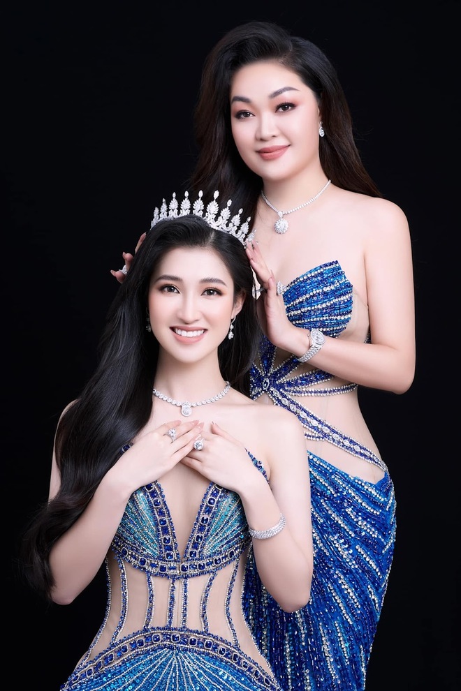 Ở các cuộc thi trước, đơn vị của bà Hoàng Thanh Nga cũng ký hợp đồng với các Á hậu chứ không phải Hoa hậu 