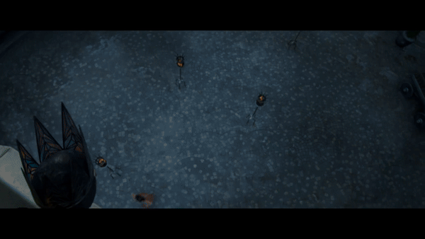 Gal Gadot trong vai Hoàng hậu.