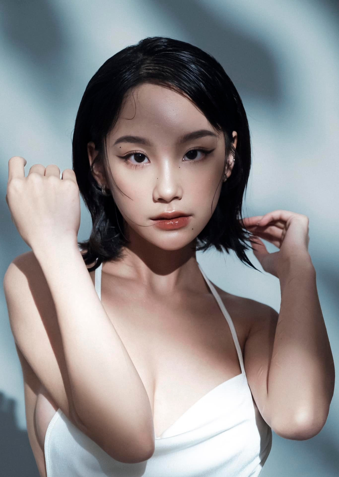 Ngoài đóng phim, hot girl người Tày rất đắt show chụp ảnh quảng cáo và là một trong những người mẫu ảnh được yêu thích hiện nay. 