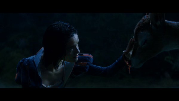 Rachel Zegler hóa thân nàng Bạch Tuyết.