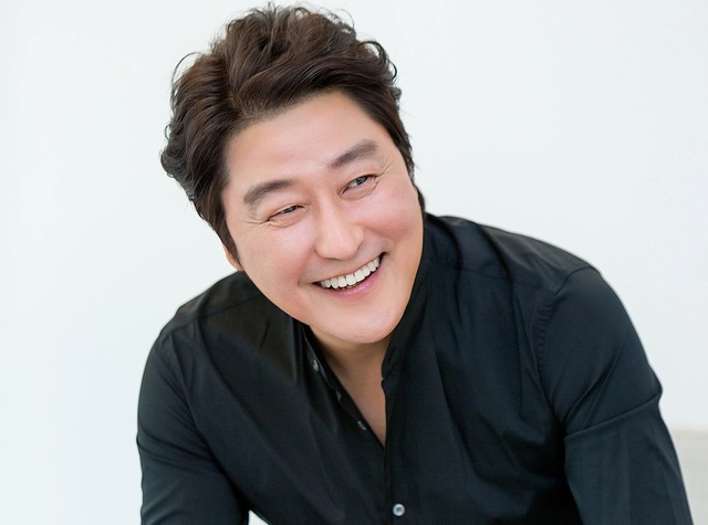 Nam diễn viên là ngôi sao quyền lực và được yêu mến nhất Hàn Quốc trong nhiều năm