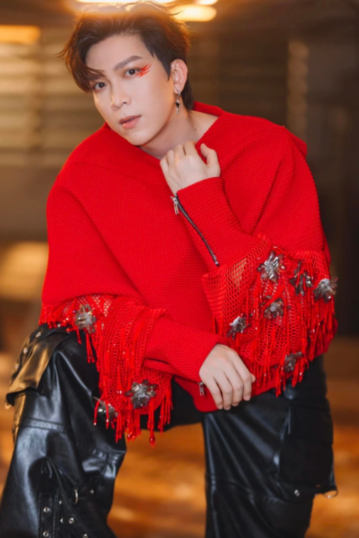 Anh từng rất thành công với bản cover Chỉ là không cùng nhau