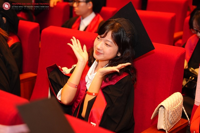 Con gái Ngoại Thương luôn có gì đó rất khác biệt