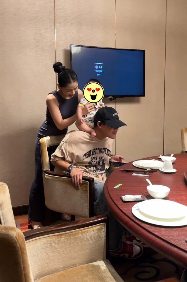 Hằng Du Mục giành quyền nuôi 4 nguời con.