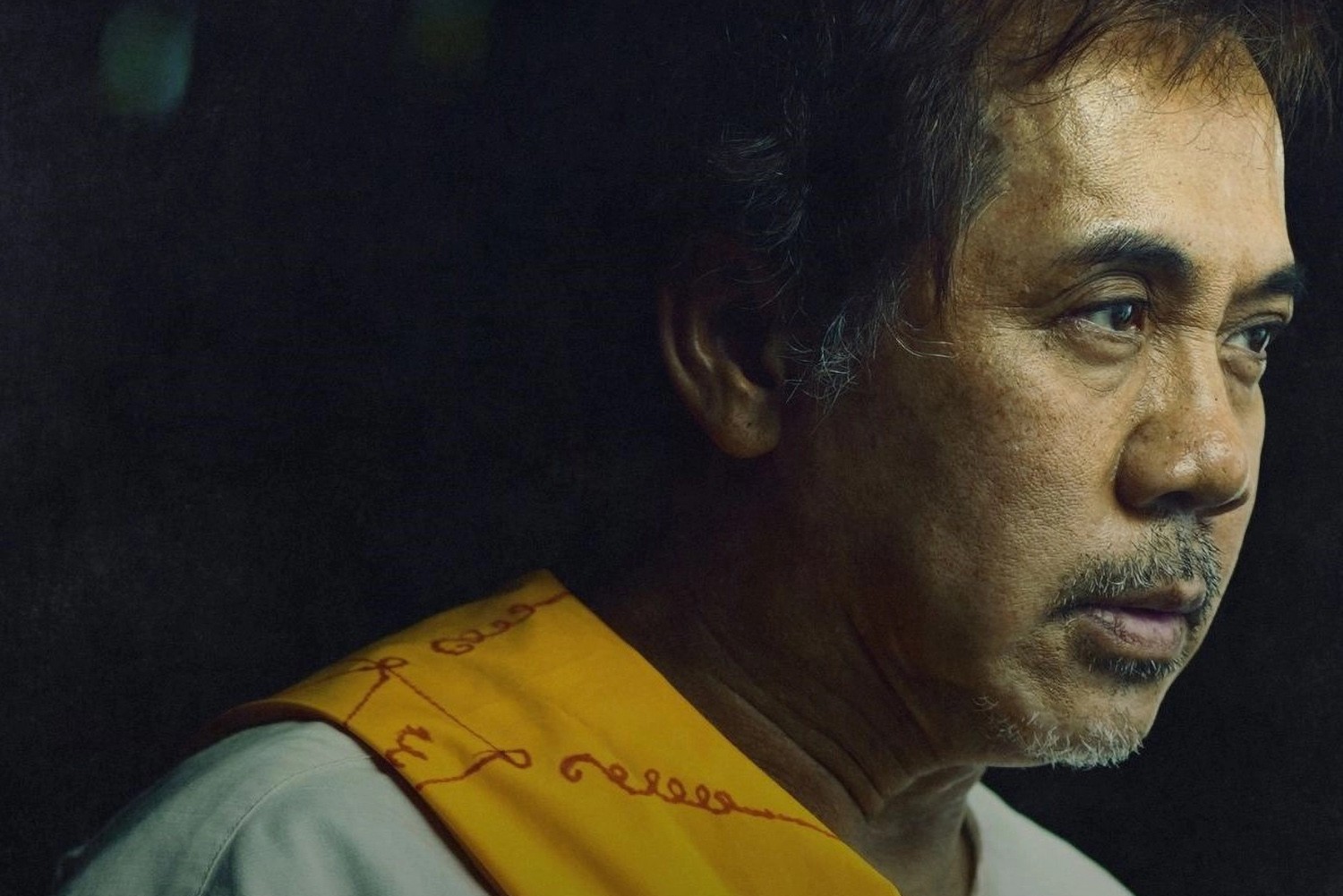 Hình ảnh NSƯT Thành Lộc trên poster nhân vật phim Ma da.