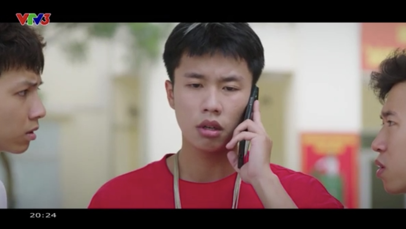 Chải nghe tin nhà có biến từ bố