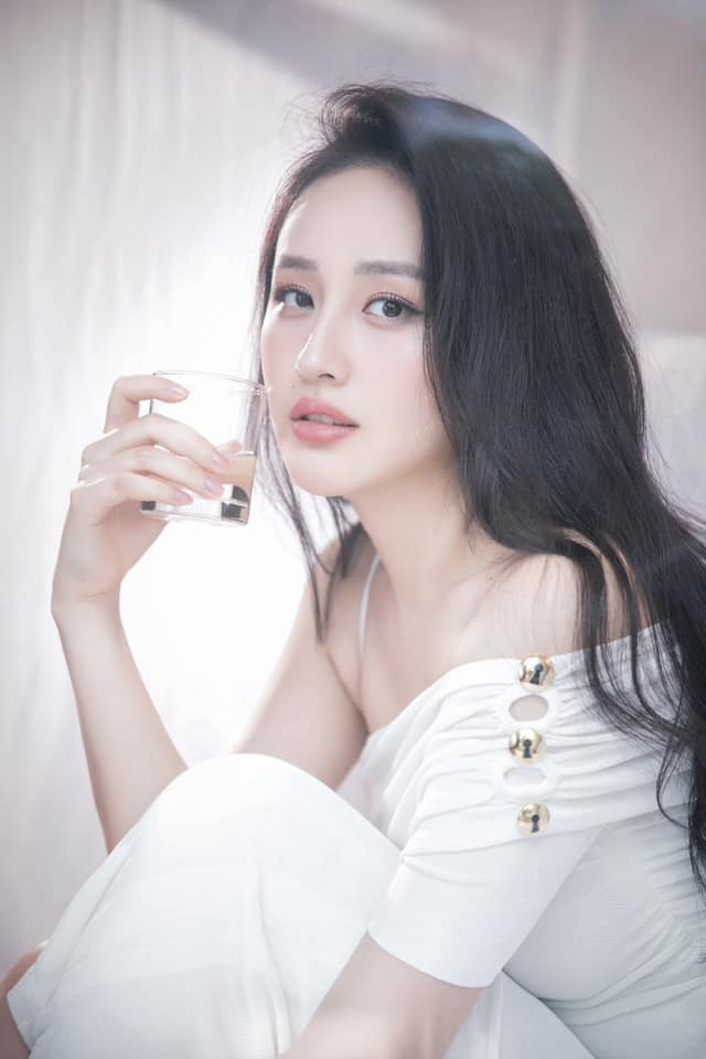 Được biết, cô và nửa kia đã gắn bó cả thập kỷ nhưng tới nay chưa từng công khai bất kì hình ảnh nào