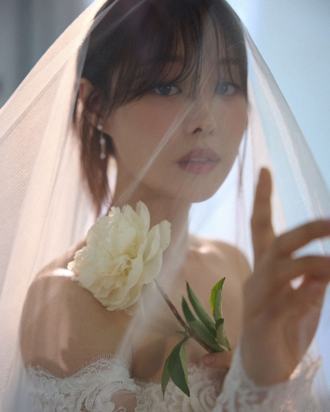 Gương mặt với đường nét hoàn hảo, thanh tú của nữ idol làm khán giả phải cảm thán, đẹp như nữ thần