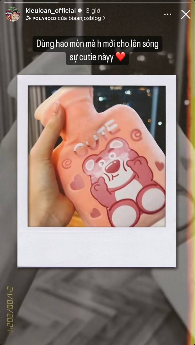 Lona Kiều Loan vướng tin đã sinh con khi khoe ảnh sử dụng túi chườm, đây là việc làm quen thuộc của nhiều mẹ bỉm sau sinh