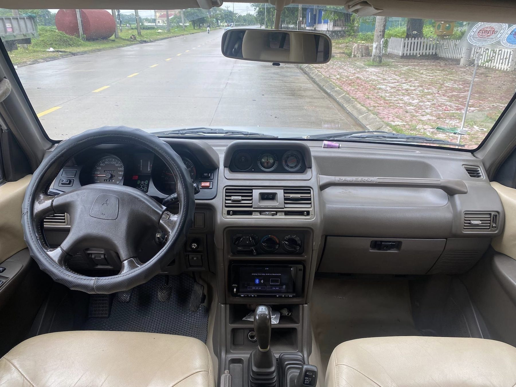 Mitsubishi Pajero đời 2007 (V45). Ảnh: Nguyễn Trung Nghĩa
