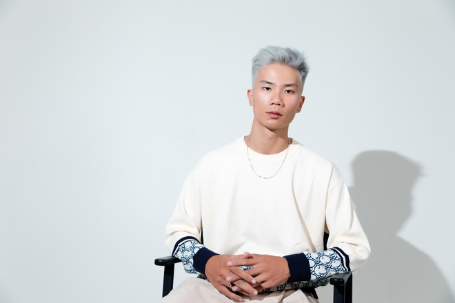 Đăng Quân tự hào khi dù nổi tiếng sớm, anh chàng vẫn luôn là chính mình.