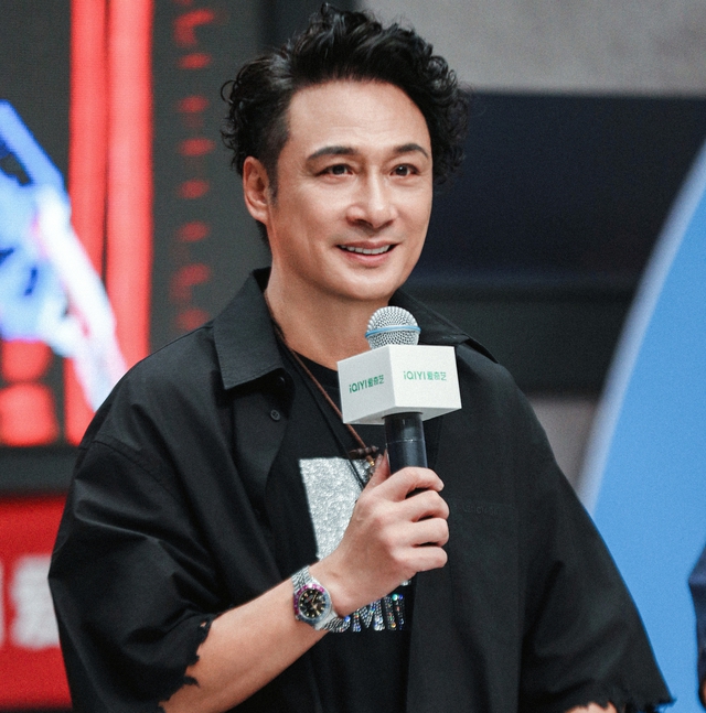 Ngô Trấn Vũ làm giám khảo trong nhiều show giải trí