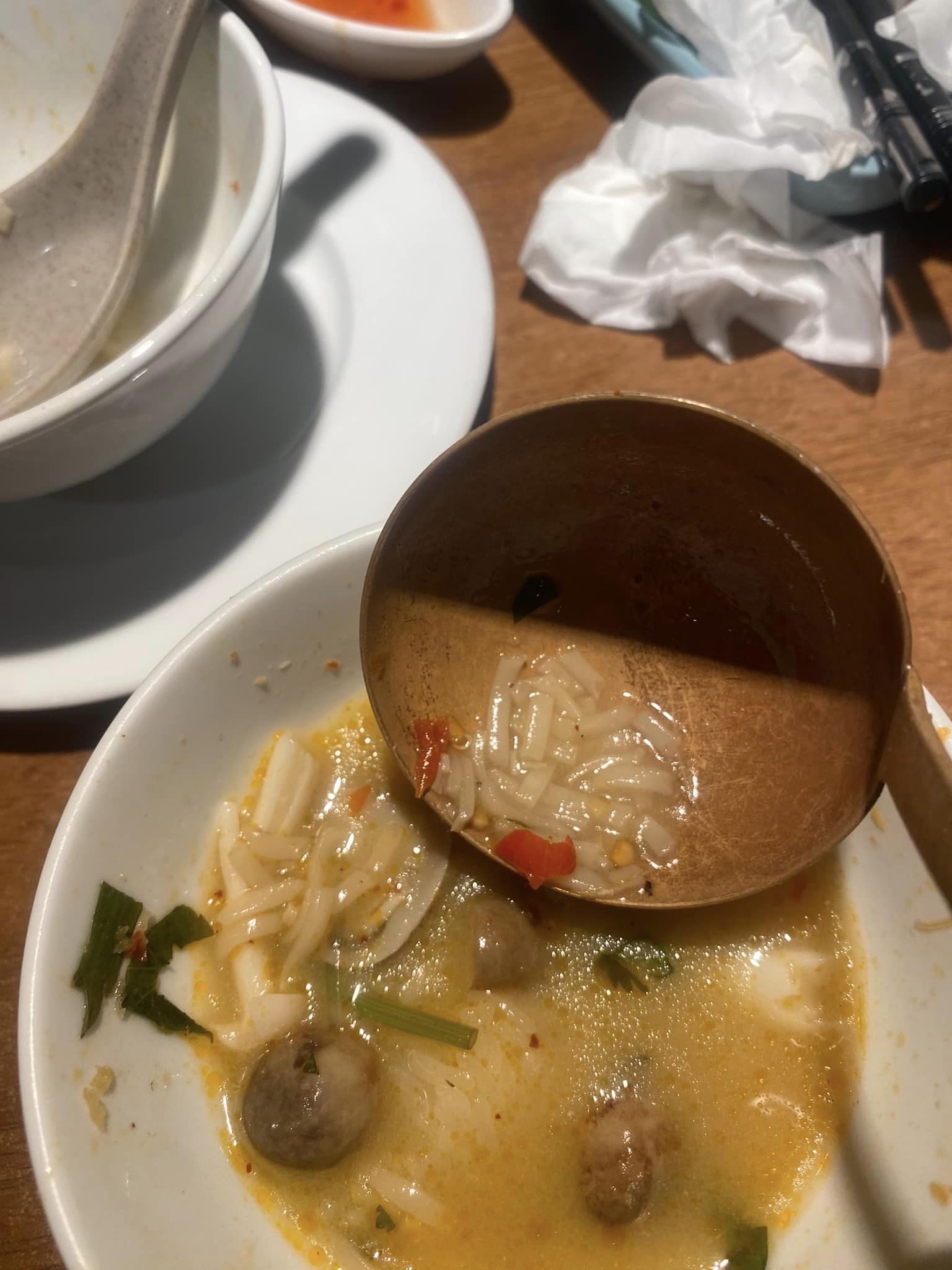 Bài đăng và hình ảnh đính kèm được vị thực khách chia sẻ